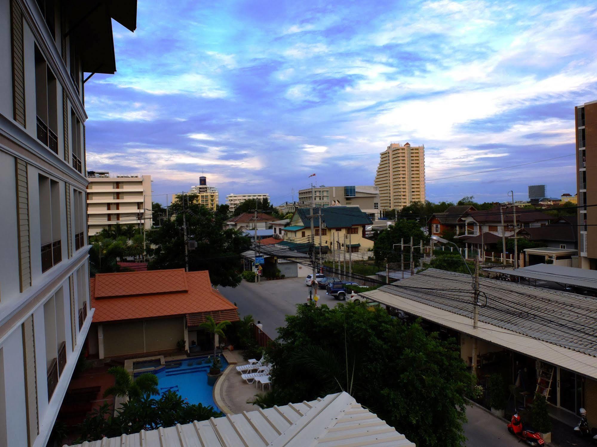 Narawan Hotel, Hua Hin Exterior photo
